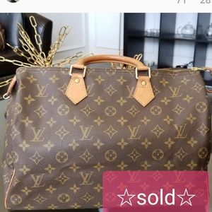 Louis Vuitton Speedy 35